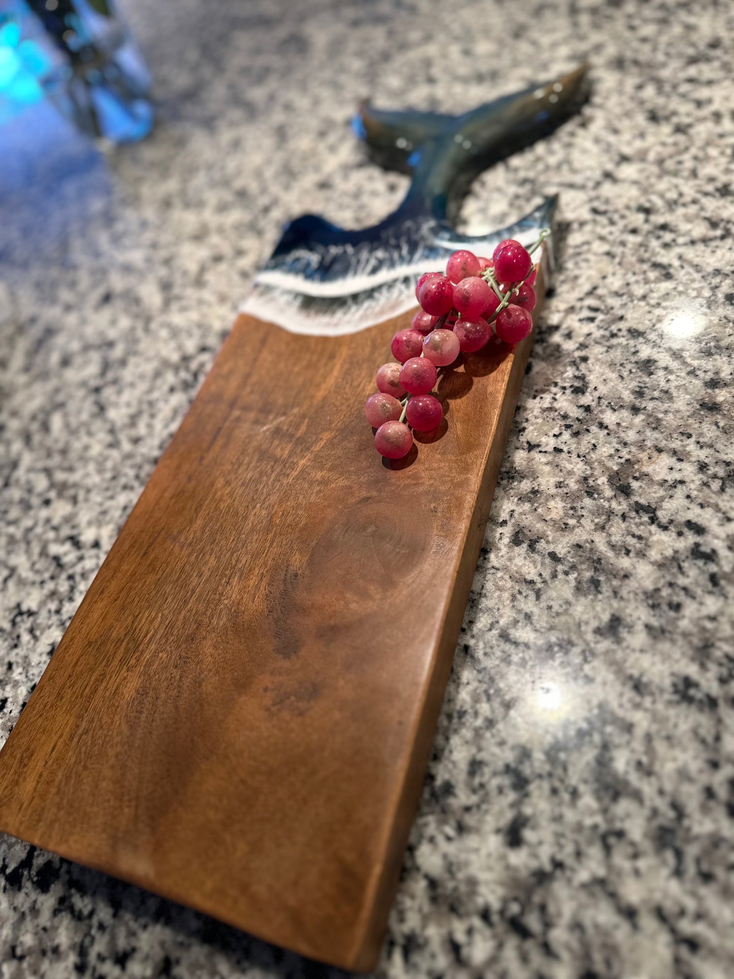 Whale Tail Bottoms Up Board