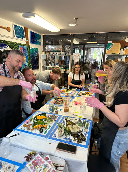 July 24th: 8:30-10:30am Veuve Sip & Smash Resin Art Class